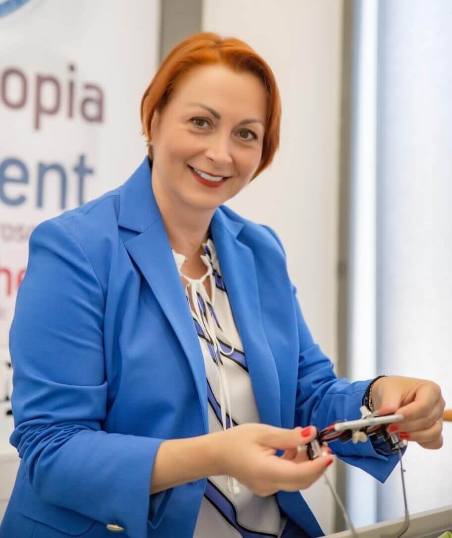 ΟΦΘΑΛΜΙΑΤΡΟΣ ΚΕΦΑΛΑ ΕΛΕΝΑ